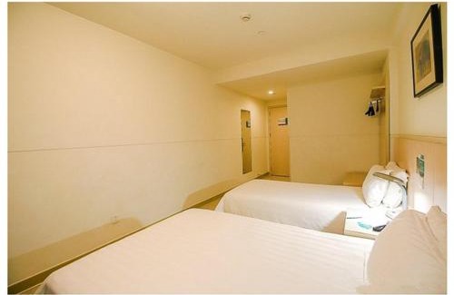 Meilan Hotel | Budget-Friendly Stay at Jinjiang Inn - Haikou Dongfeng Bridge