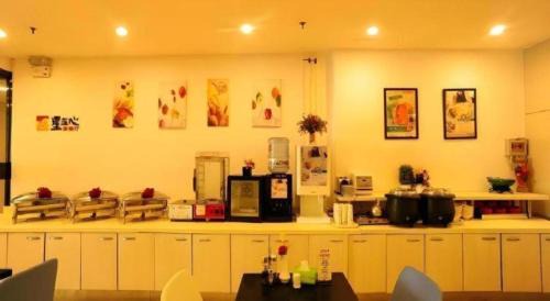 Lixia District Hotel | Discover Jinjiang Inn JiNan Near Daminghu Scenic Area