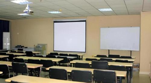 Lixia District Hotel | Discover Jinjiang Inn JiNan Near Daminghu Scenic Area