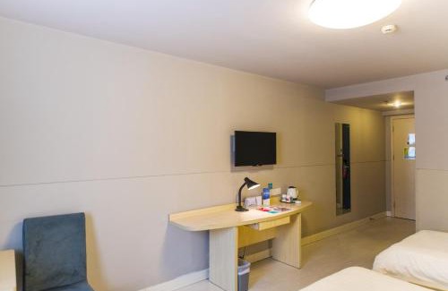 Shanhaiguan Hotel | Budget-Friendly Stay at Jinjiang Inn Qinhuangdao Shanhaiguan