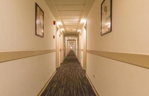 Yanta Qu Hotel | Convenient Stay at Jinjiang Inn Xi'an Dayan Tower