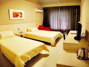 Yanta Qu Hotel | Comfortable Stay at Jinjiang Inn Xi'an Gaoxin District