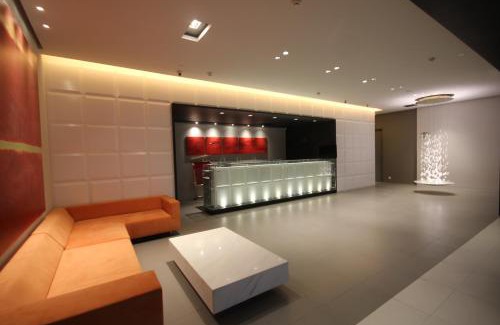 Xi'an Hotel | Budget-Friendly Jinjiang Inn Yanliang City Square Getaway