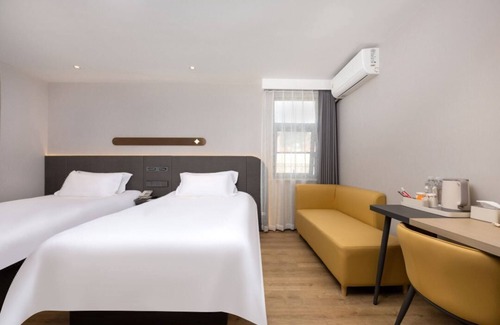 Bao'an Hotel | Convenient Stay at Jinjiang Star Shenzhen Airport
