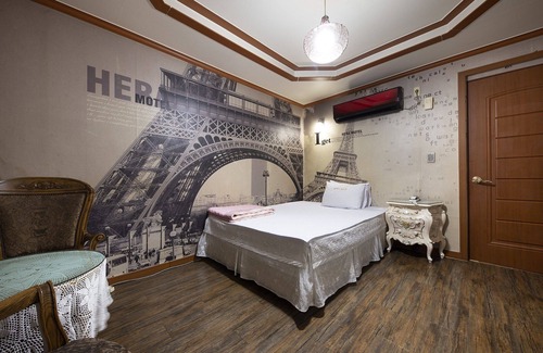 Chinju Hotel | Eco-Friendly Family Stay at Jinju Hera with Breakfast Included
