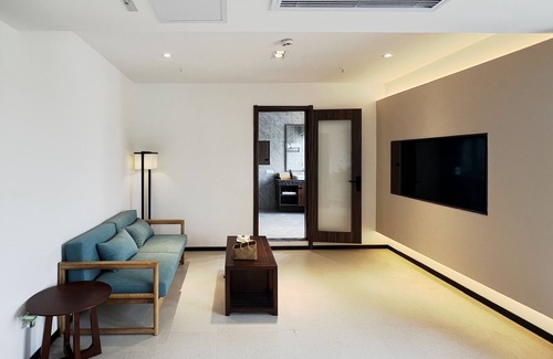 Changshu Bed & Breakfast | Explore Jiu Shu Feng Wu Mei Shu Guan Hotel with Breakfast