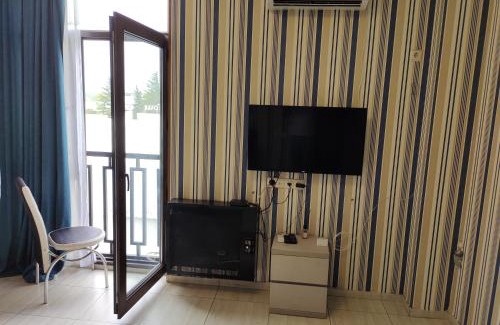 Kutaisi Apartment | Pet-Friendly Escape at Jiuli Shartava 38/16 - Guest Rated 10/10