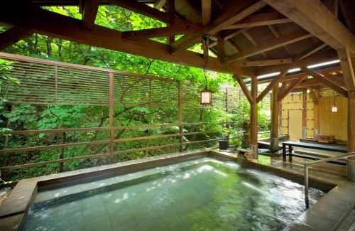 Shinkashio Onsen Hotel | Top-Rated Jizaiso: Family-Friendly with Hot Tub Access