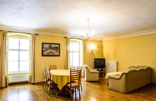 Bohumilice Apartment | Oceanfront Escape at Jizdarna Zamek Skalice - 9.5/10 Rated