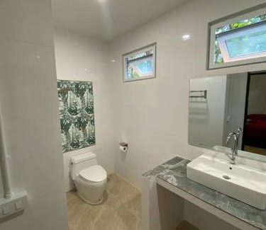 Ranong Resort | Serene JJ Beach Resort & Seafood with Oceanfront Amenities