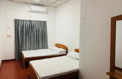Trincomalee House | Family-Friendly Stay at JJ Beach Resort Trincomalee