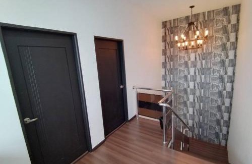 Kuching Villa | Family-Friendly Stay at JJ Homestay - Stapok, 4 Stars