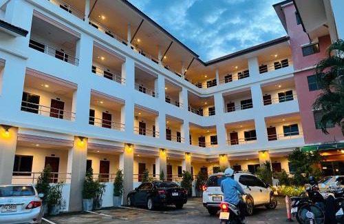 Khon Kaen Hotel | Family-Friendly Stay at JJ Palace with Great Reviews!