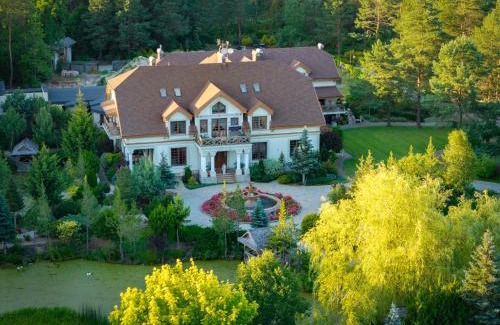 gmina Łomazy Resort | Elegant JK Dwór Grabowszczyzna with Ocean View & Pool