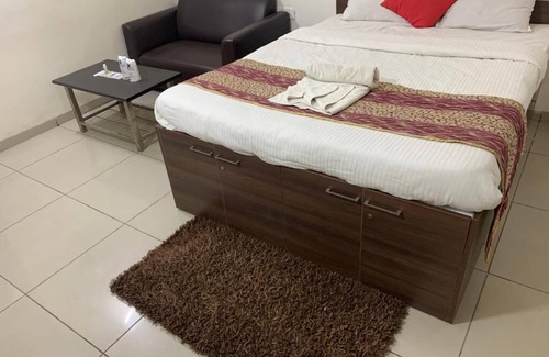Kamthi Hotel | Discover JK Rooms 147 Lions: Budget-Friendly Stays in Koradi