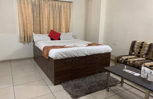 Kamthi Hotel | Discover JK Rooms 147 Lions: Budget-Friendly Stays in Koradi