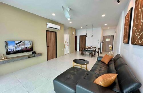 Kuching Apartment | Budget-Friendly Stay at Jk Yarra Park with Pool Access