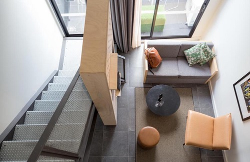 Yeosu Hotel | Family-Friendly JK Yeosoo Hotel with Pet Amenities & Hot Tub