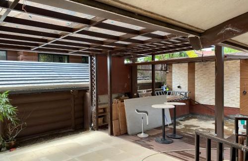 Tagaytay House | Relax at JKL Loghomes with Outdoor Jacuzzi & Pet-Friendly Perks