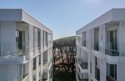 Jesolo Pineta Apartment | Relaxing Ocean View Retreat at JL Blu Resort - B23