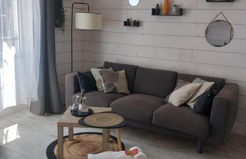 Cosne-Cours-sur-Loire Apartment | Pet-Friendly Retreat at JLS'tudios "U Sognu" - 8.5/10 Rated
