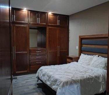 San Juan de los Lagos Apartment | Family-Friendly JM Apartamentos for Memorable Stays