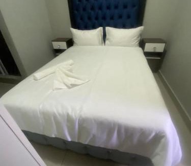 Khayelitsha Bed & Breakfast | JM B&B - Mandalay