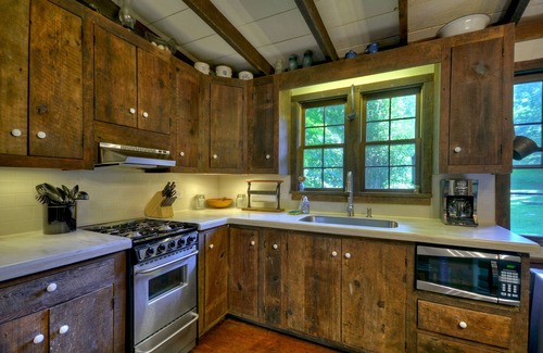 Epworth Cabin | Discover JME Retreat at Cohutta Reserve with Spa & Pets Welcome