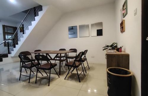 Miri House | Welcoming JNJ Miri Homestay - Family and Pet Friendly Retreat