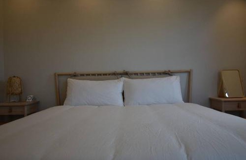 Seongsan Apartment | Family-Friendly Jo and Lee Kids House with 10/10 Rating