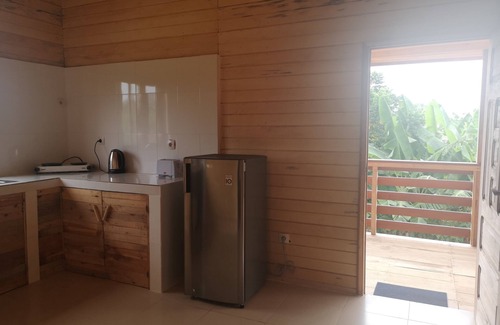 Santana Cabin | Cozy Jo's Nature Cabin in Santana with Spa & Breakfast