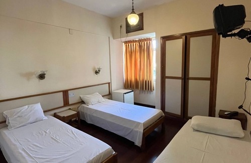 Centro Hotel | Cozy Joalpa Hotel Juiz de Fora with Pool & Family Amenities