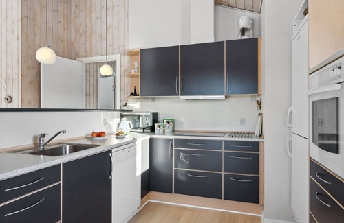 Øksenmølle House | Beachside Retreat "Joar" with Spa & Ocean Views