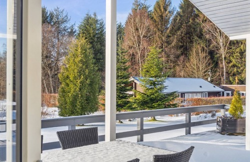 Øksenmølle House | Beachside Retreat "Joar" with Spa & Ocean Views