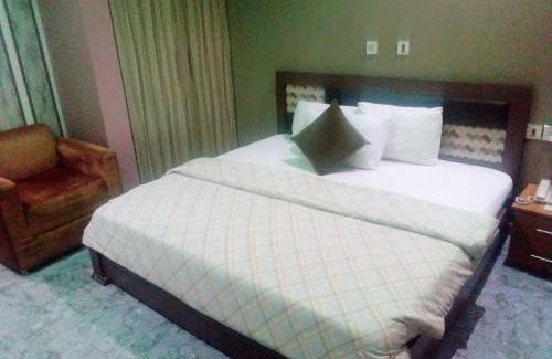 Zaria Hotel | Joclarif Hotel and Suites