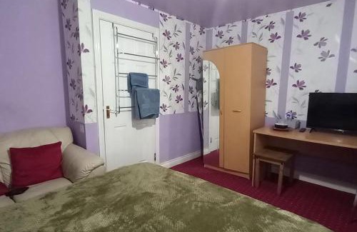 Walsall House | Top-Rated Jodefa 1: Ideal for Family Getaways