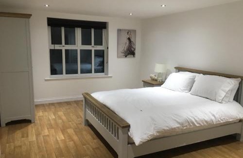 Withernsea Apartment | Family-Friendly Stay at Joe Kelly Buildings A - 8.4/10 Rating