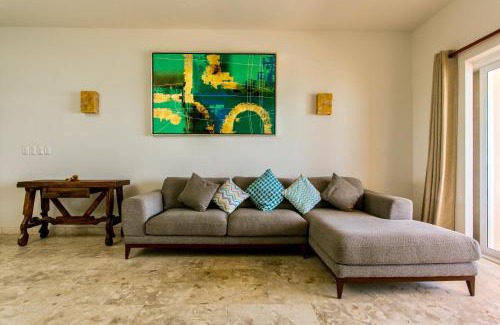 Isla Mujeres House | Relaxing Retreat at Joe's Condo with Ocean View & Pool