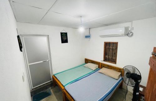 Kalkudah Apartment | Family-Friendly Stay at Joe's Resthouse for Budget Travelers