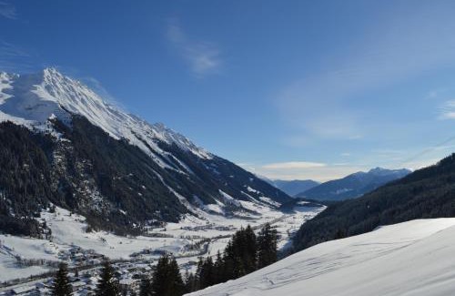 Racines House | Relax at Joglerhof: Pet-Friendly Hotel with Ocean Views