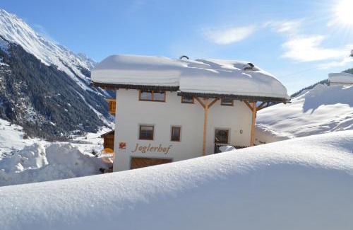 Racines House | Relax at Joglerhof: Pet-Friendly Hotel with Ocean Views