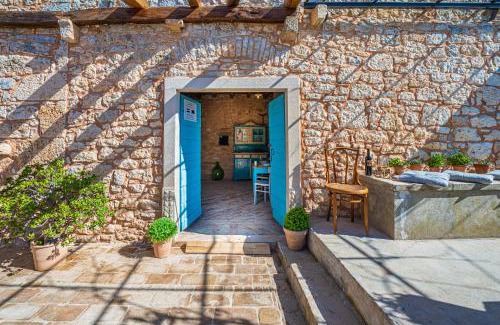 Grandici Bed & Breakfast | Guest Rated: 9.7 at Johan i Matija - Family-Friendly Stay