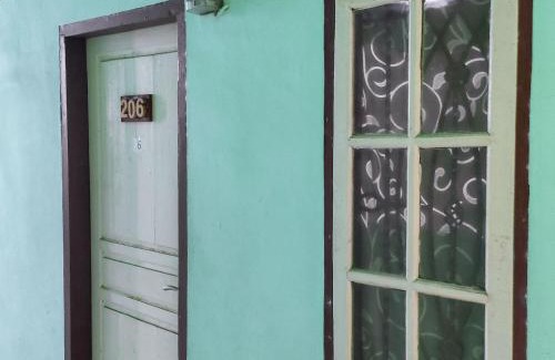 Medan Hotel | Budget-Friendly Johje Guest House with Family Amenities