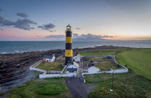 Downpatrick House | Inviting John's Point Lightkeeper's Houses in Downpatrick
