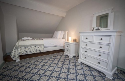 Downpatrick House | Inviting John's Point Lightkeeper's Houses in Downpatrick