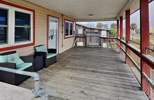 Jamaica Beach House | John Silver Cottage