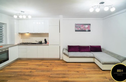 Sibiu Apartment | Child-Friendly Escape at Johnny M. Residence - Junior
