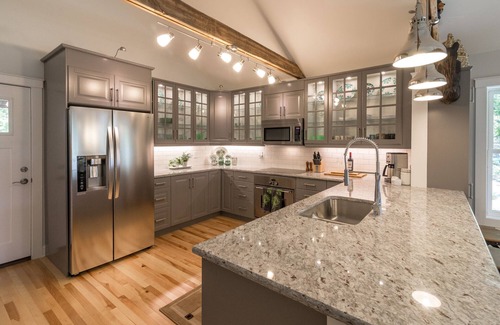 Black Mountain Cottage | Modern Johnson Carriage House - Steps from Downtown Black Mountain