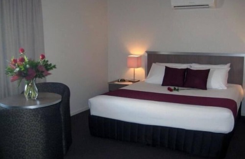 Hillcrest Hotel | Enjoy Family-Friendly Comfort at Johnson Road Motel