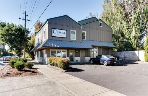 McMinnville Hotel | Explore Johnson Street Studio – Guest Rated 9.2/10